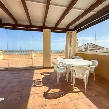 Beachfront - Sea View - Cou01 Апартаменты